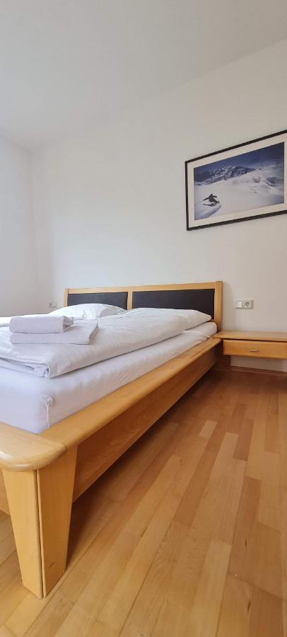 Four Seasons Getaway Apartment Zell am See Bagian luar foto